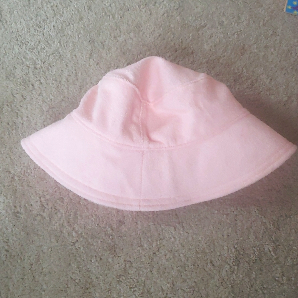 Oink bucket hat
